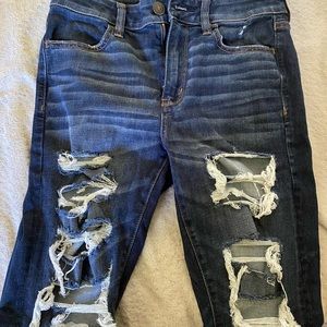🤍American Eagle Ripped Skinny Jeans